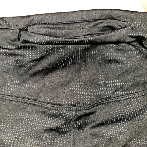 NWT Mondetta Fleece Lined Reflective Black Camo Leggings - Picture 7 of 9